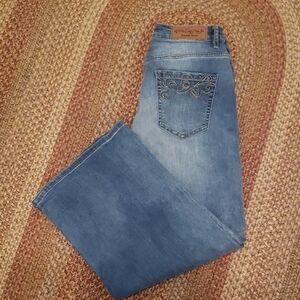 Suzanne Betro Light Blue Embroidered Jeans